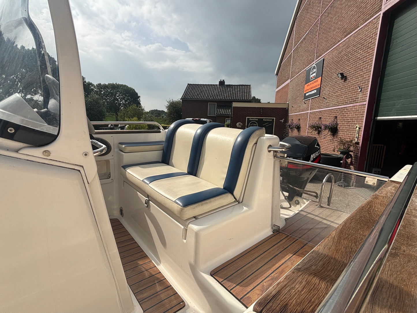 Quicksilver Commander 500