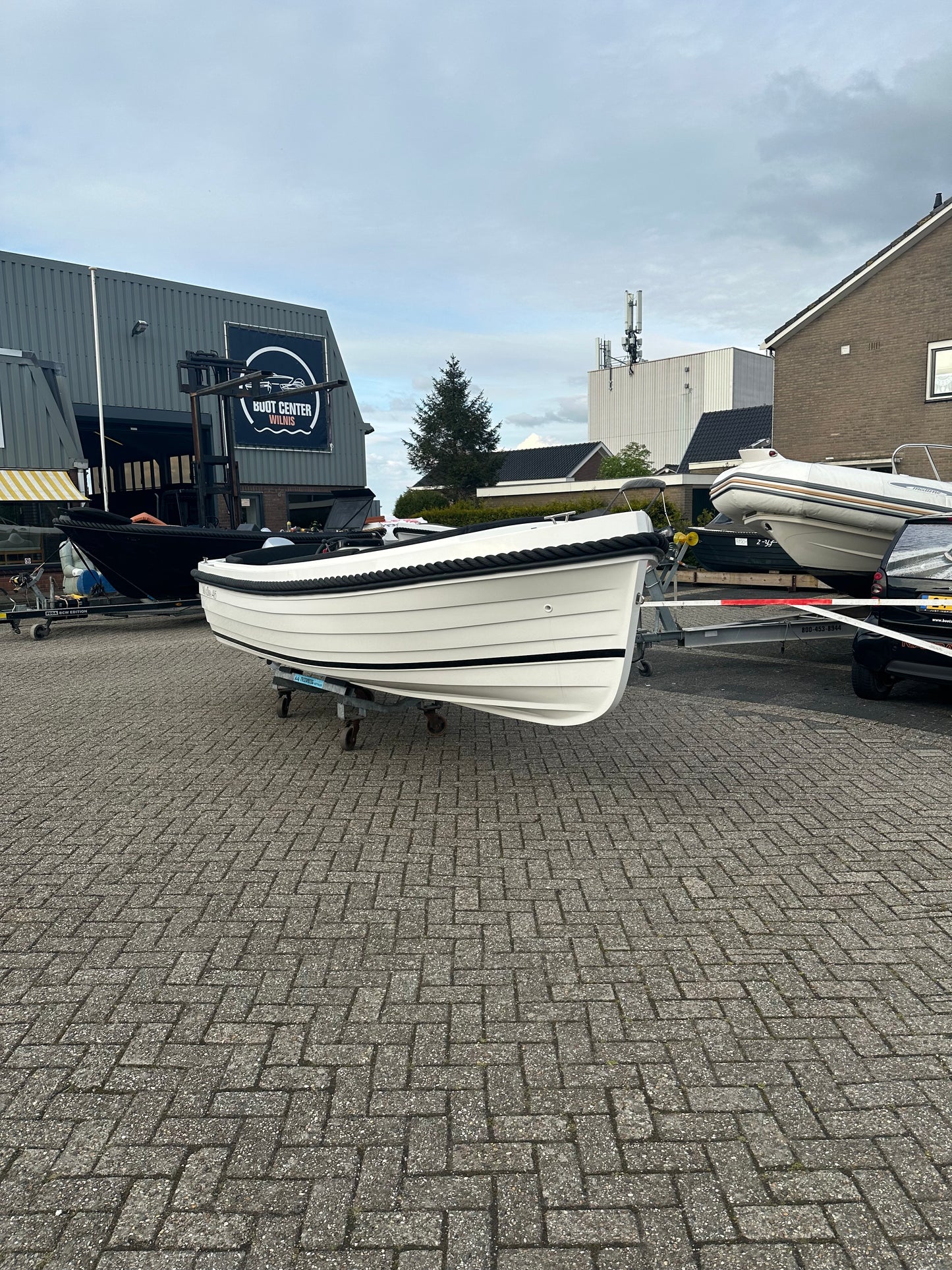 Nieuwe Sloep 485 met selva 9.9 pk