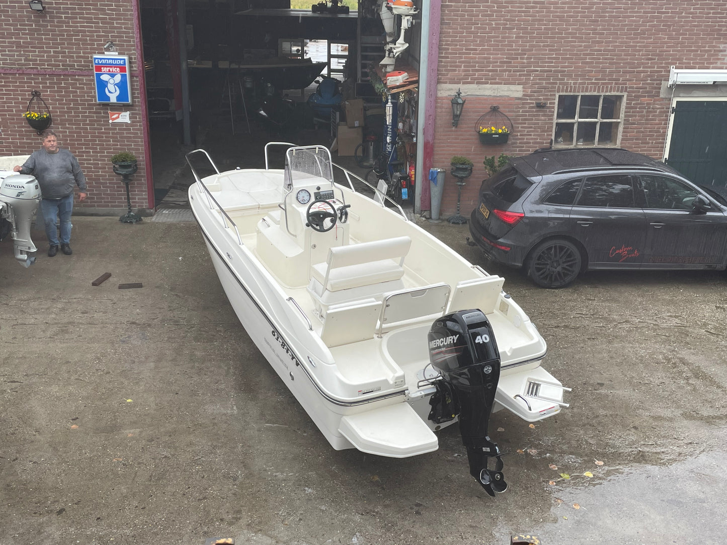 Bayliner element