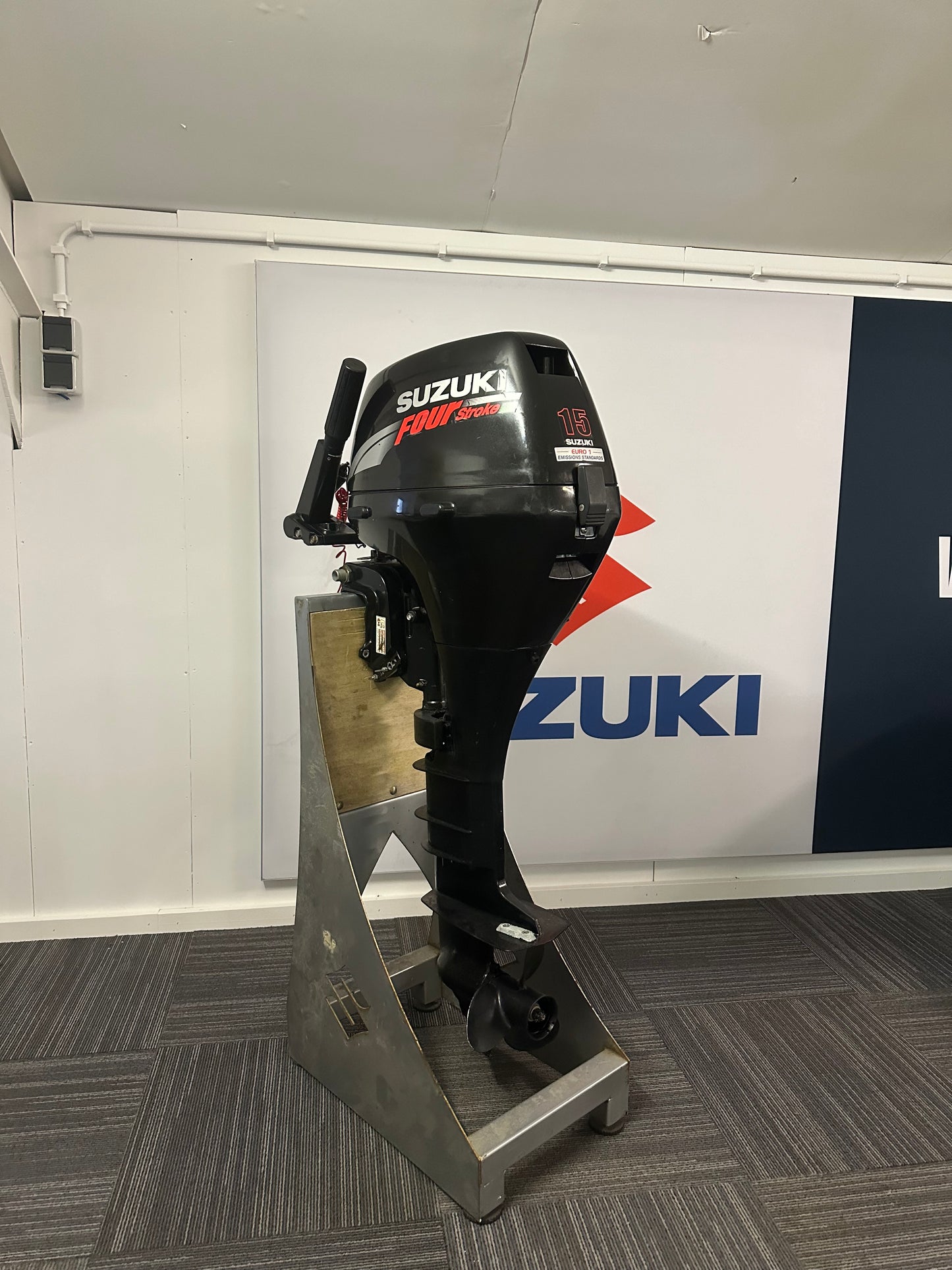 Suzuki 15 pk
