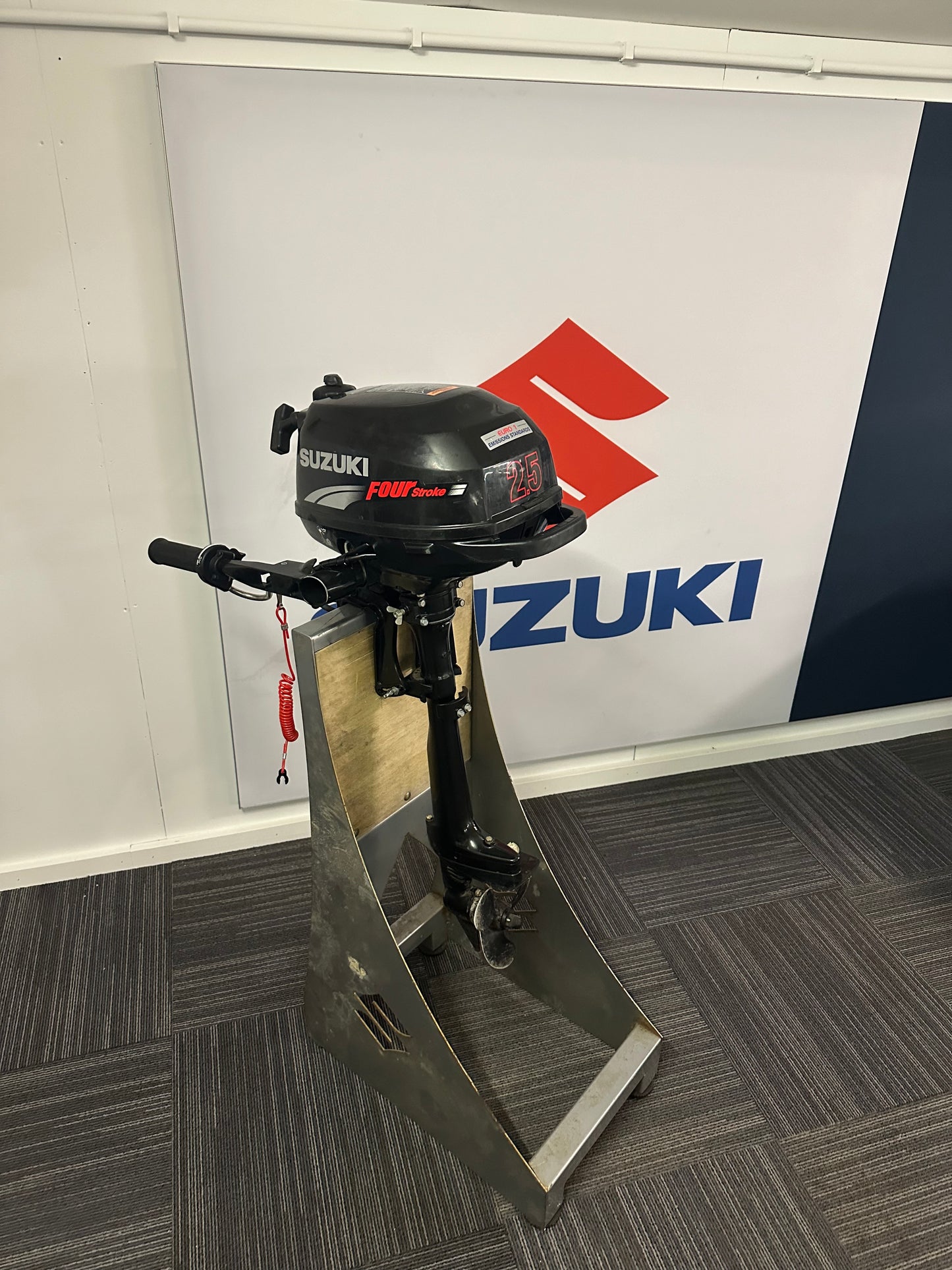 Suzuki 2.5 pk