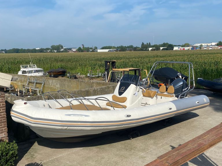 Zodiac 850 Pro Open inc. 300 PK Yamaha