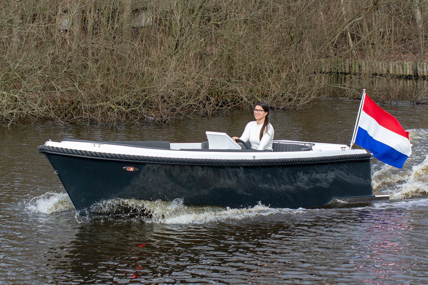 Lago Amore 595 Tender
