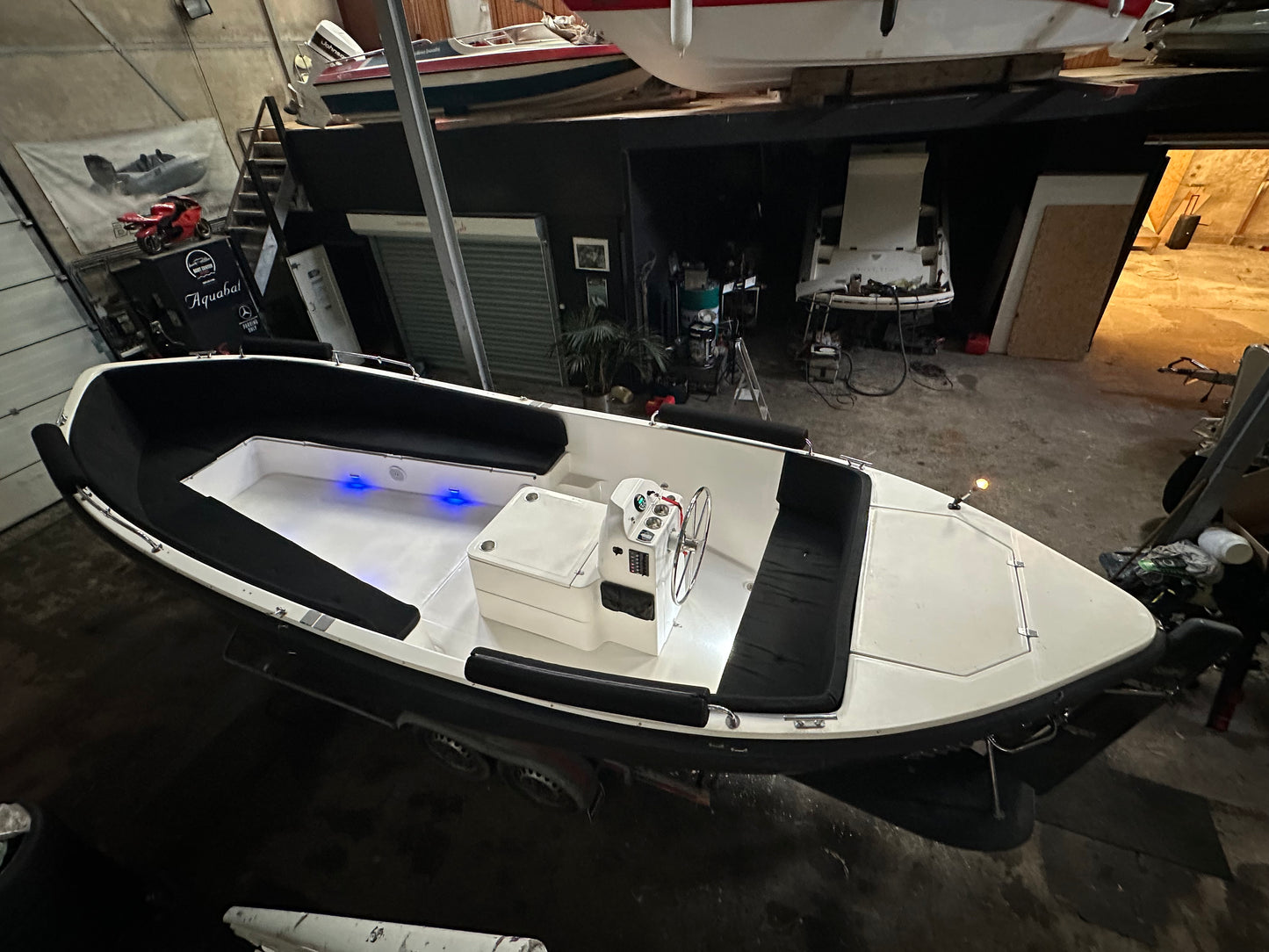 Stout 750 Mercury 25 pk efi