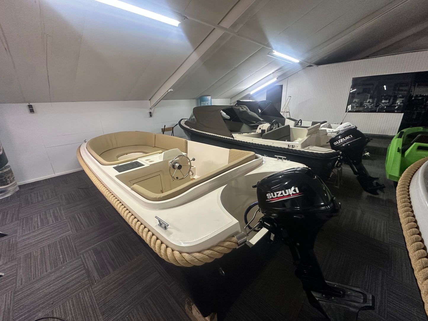 Clever 49 Suzuki 9.9 pk injectie