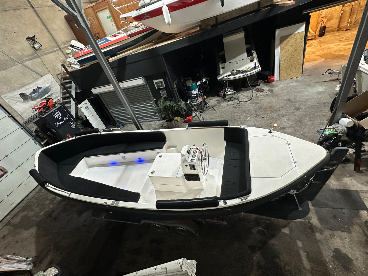 Stout 750 Mercury 25 pk efi