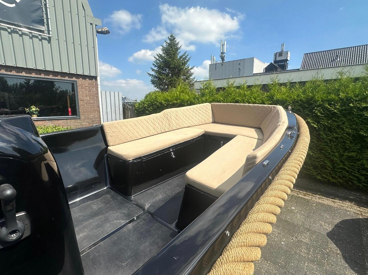 QNAP 530 tender 9.9 pk Suzuki